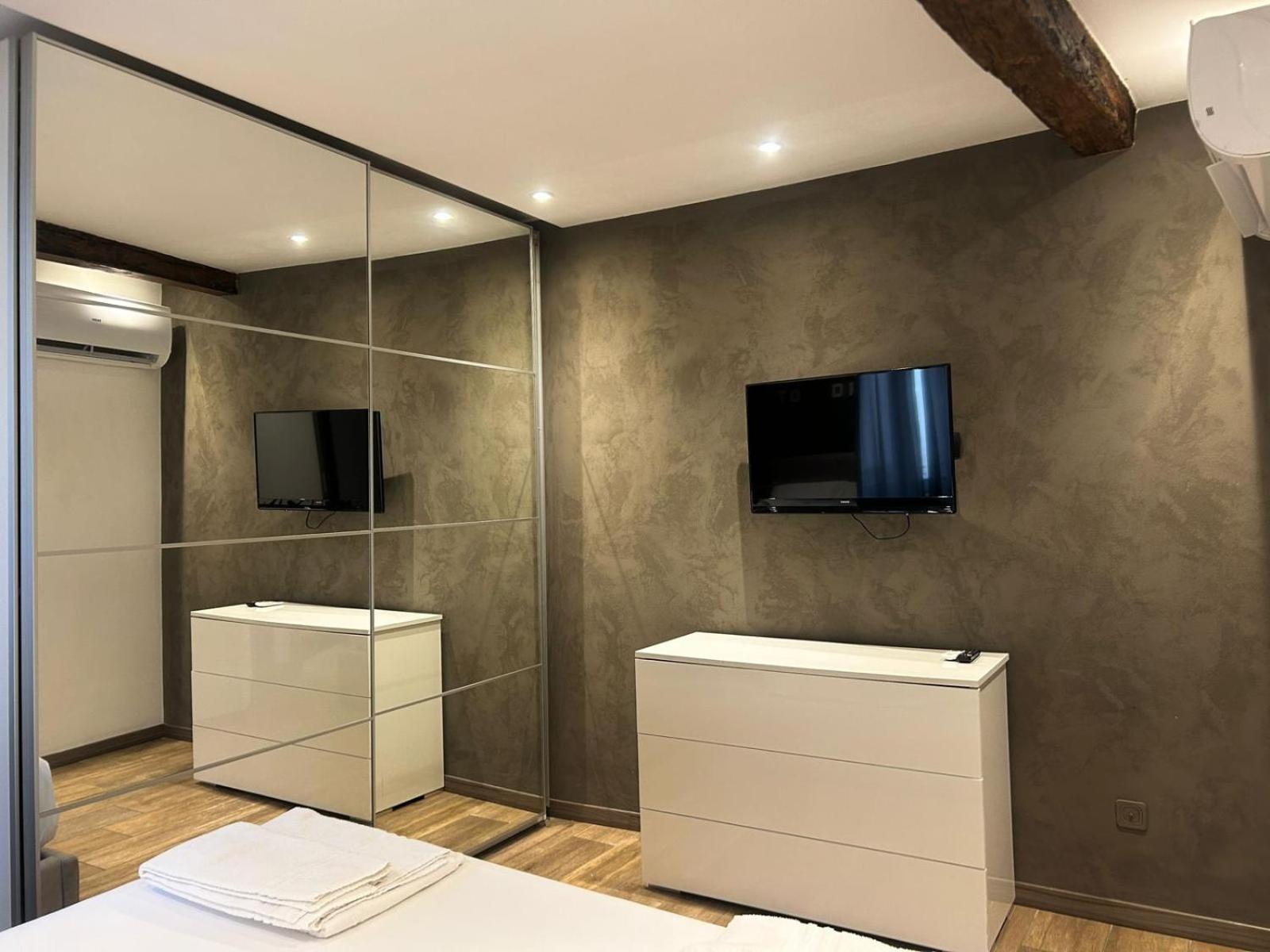 Leonardo Duplex Apartment Mailand Exterior foto