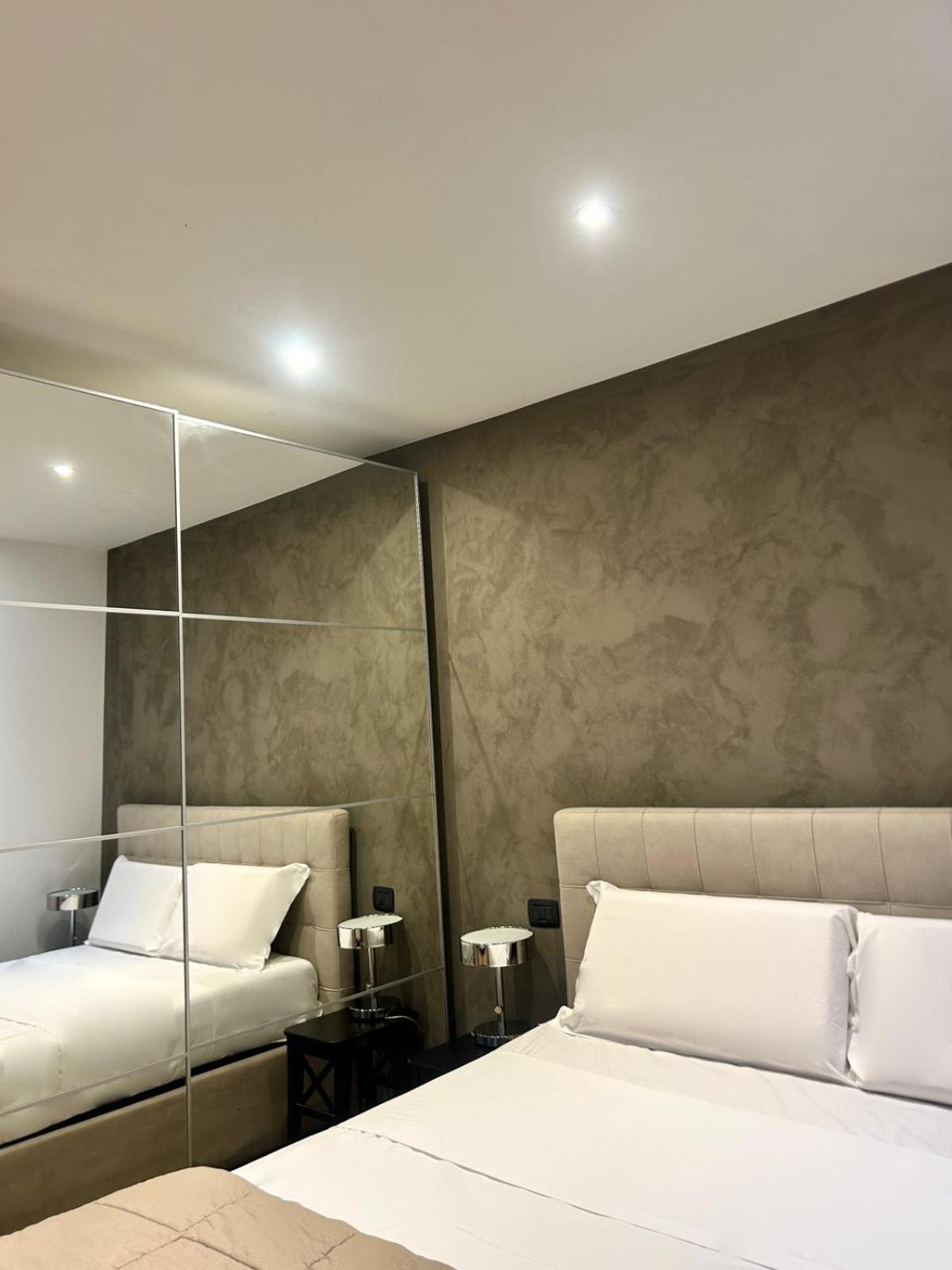 Leonardo Duplex Apartment Mailand Exterior foto